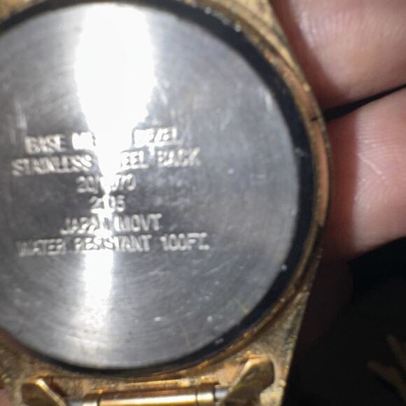 -WATCH MEN Armitron Gold Stainless Steel W/Day Date Quartz - Picture 9 of 13